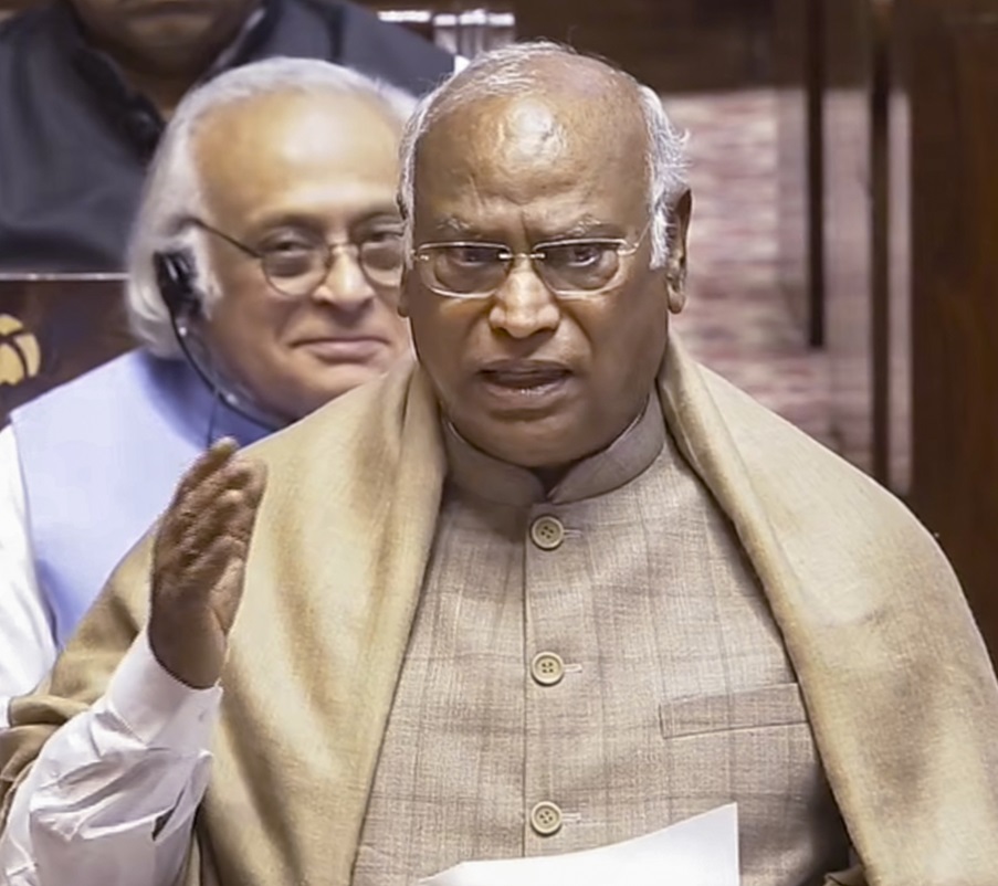 Kharge bids farewell to retiring members in RS, urges review of House rules